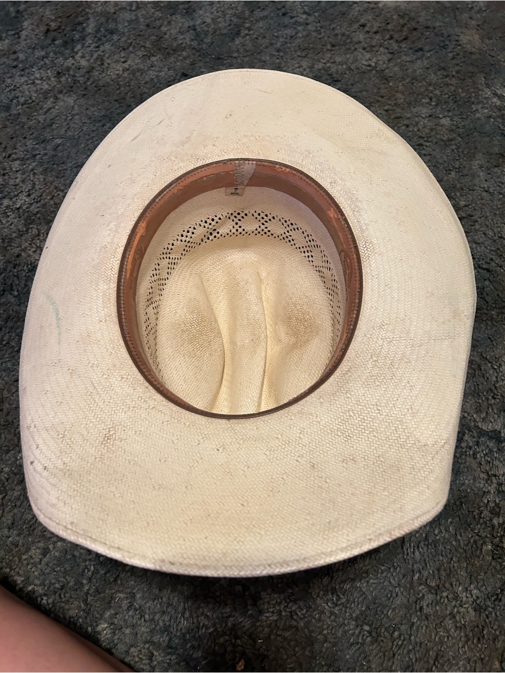 Straw Cowboy Hat in Natural Beige